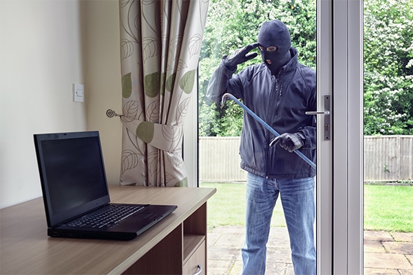 Behaviors of Burglars