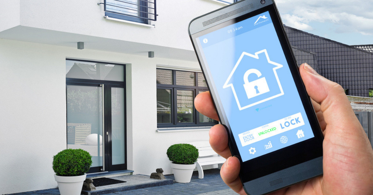 The Intersection of Technology and Home Design: Smart Homes and Automation for Modern Living