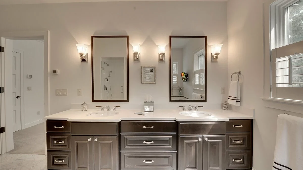 Are Double Sink Vanities Worth the Extra Space?